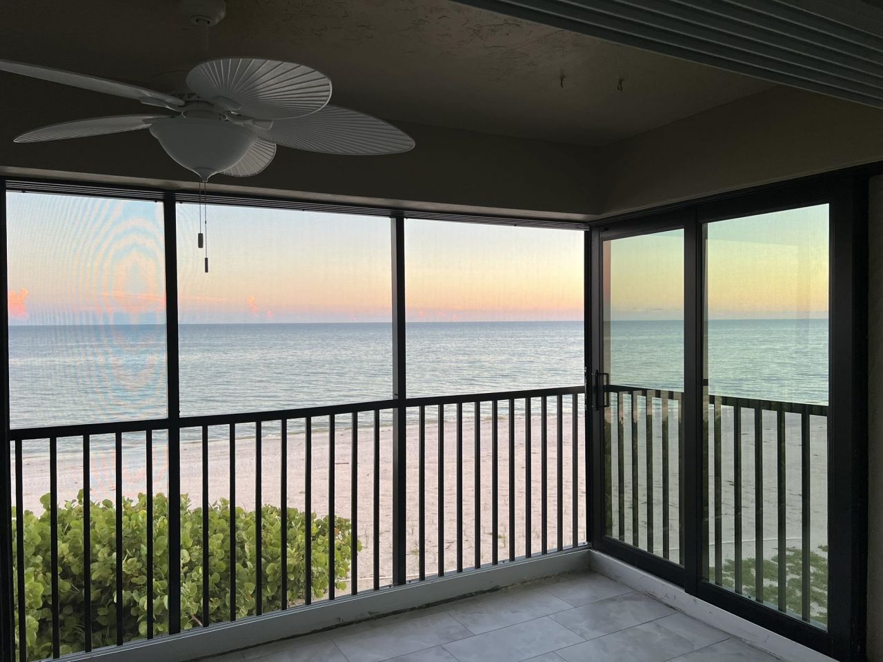 2721 W Gulf Dr, Unit 201, Sanibel, FL 33957 Photo