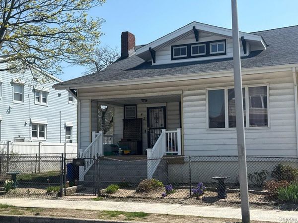 42 E Hudson Street, Long Beach, NY 11561