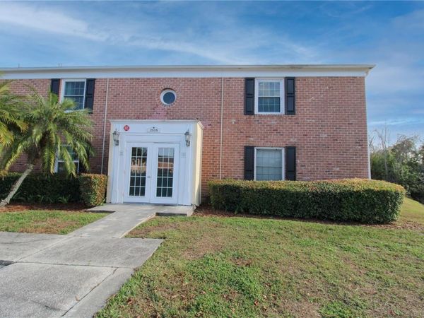 2519 CEDAR CYPRESS COURT, Unit 102, TAMPA, FL 33618