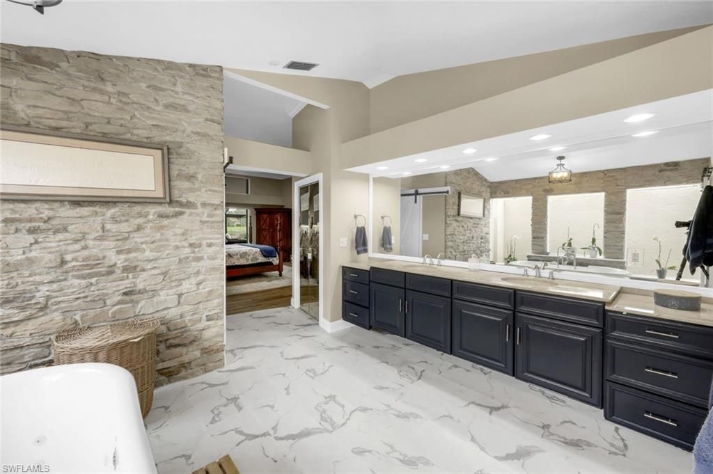 12166 Water Oak Dr, Estero, FL 33928 Photo