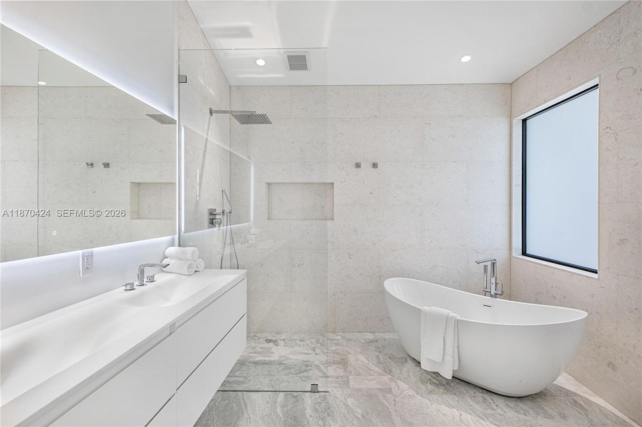 3321 NE 16th Pl, Fort Lauderdale, FL 33305 Photo