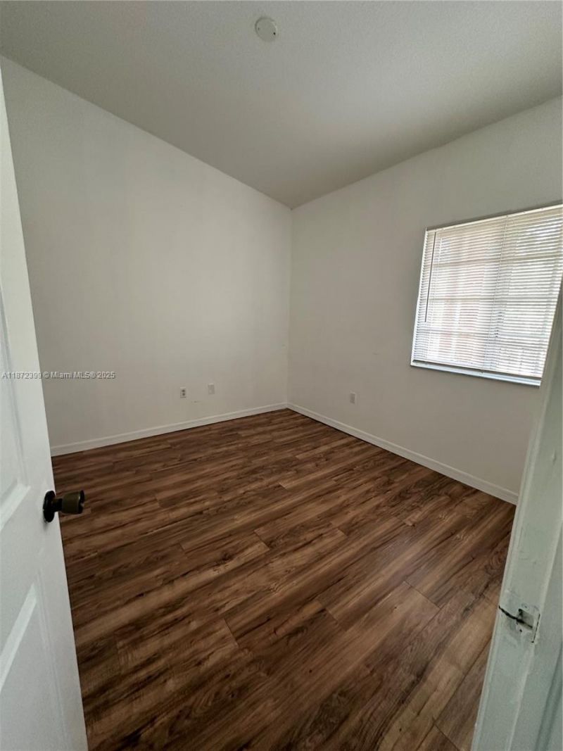 3398 NE 9th Dr, Unit 202, Homestead, FL 33033 Photo