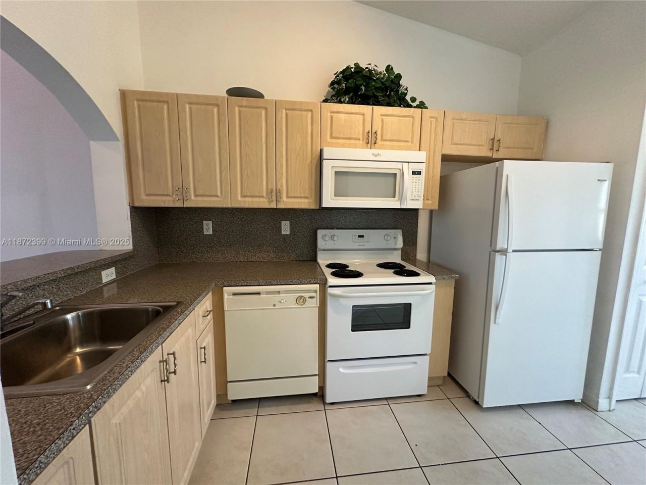 3398 NE 9th Dr, Unit 202, Homestead, FL 33033 Photo