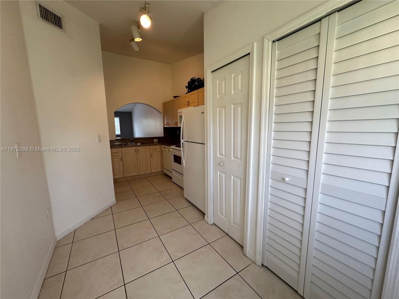 3398 NE 9th Dr, Unit 202, Homestead, FL 33033 Photo