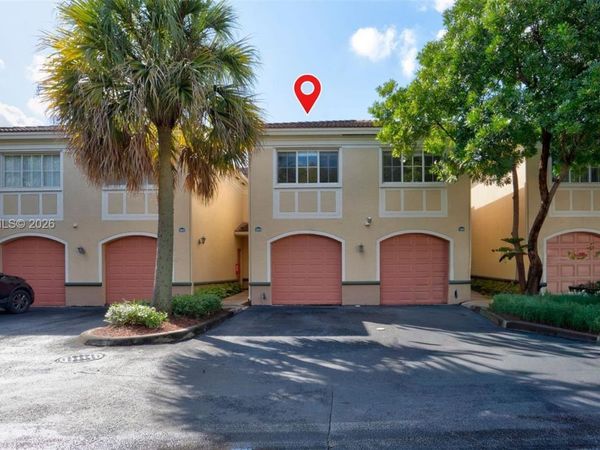 2424 Centergate Dr, Unit 204, Miramar, FL 33025