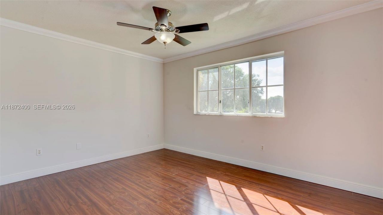 2424 Centergate Dr, Unit 204, Miramar, FL 33025 Photo