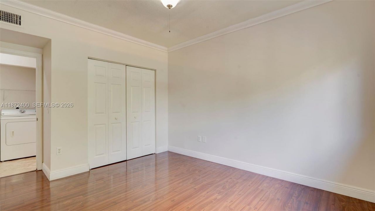 2424 Centergate Dr, Unit 204, Miramar, FL 33025 Photo