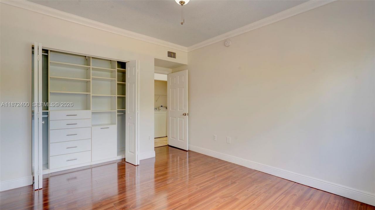 2424 Centergate Dr, Unit 204, Miramar, FL 33025 Photo