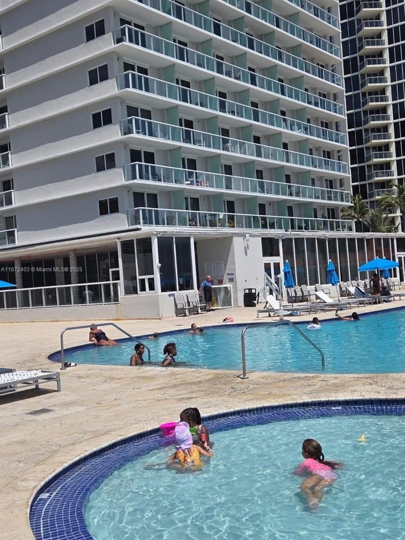 19201 Collins Ave, Unit 101, Sunny Isles Beach, FL 33160 Photo