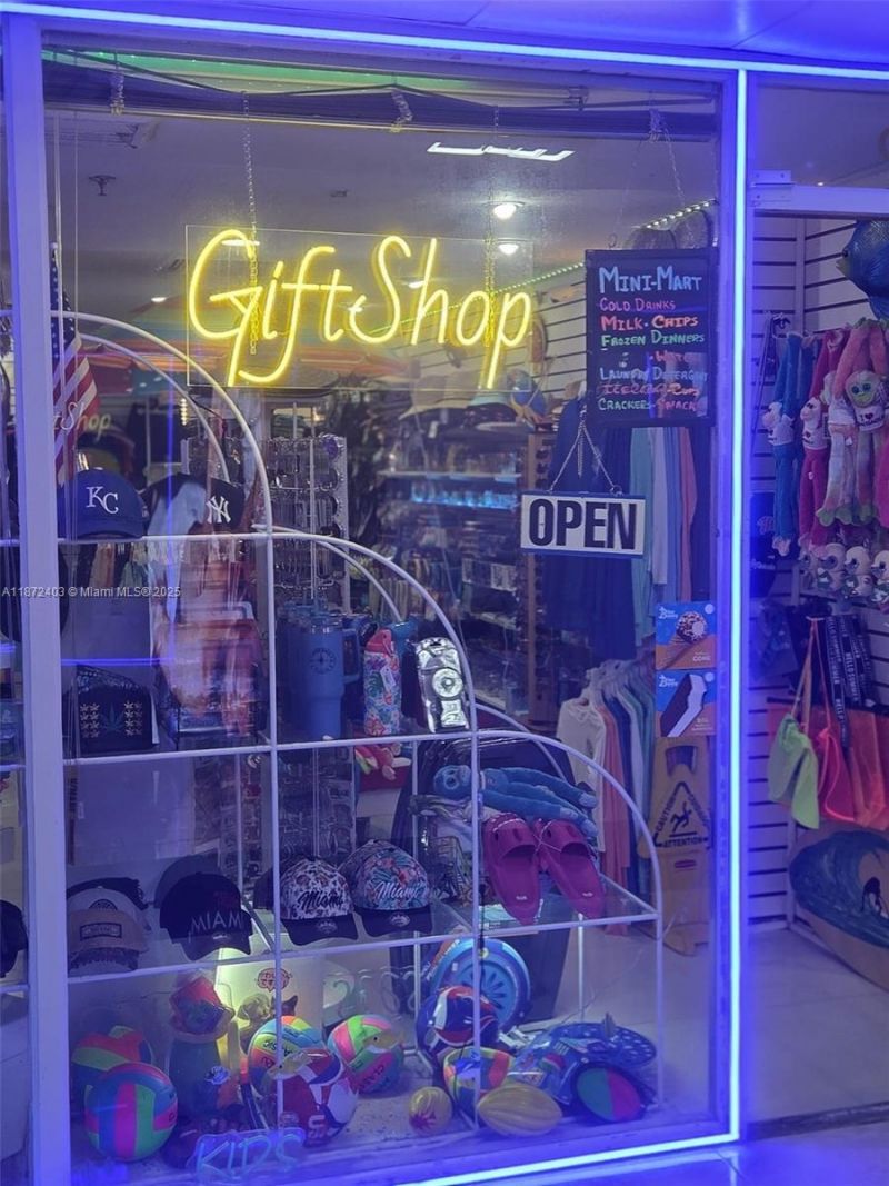 19201 Collins Ave, Unit 101, Sunny Isles Beach, FL 33160 Photo