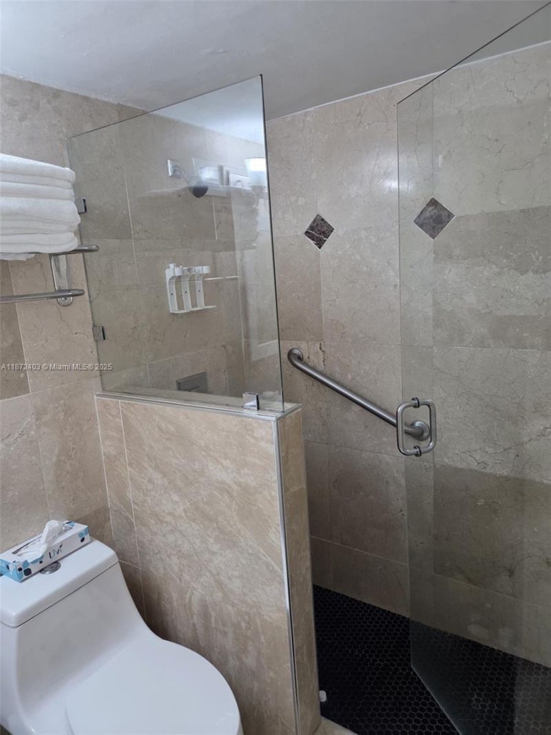 19201 Collins Ave, Unit 101, Sunny Isles Beach, FL 33160 Photo