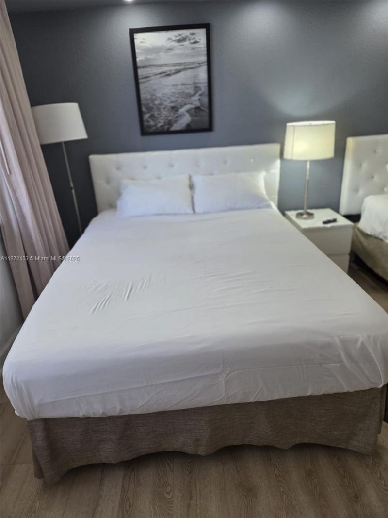 19201 Collins Ave, Unit 101, Sunny Isles Beach, FL 33160 Photo