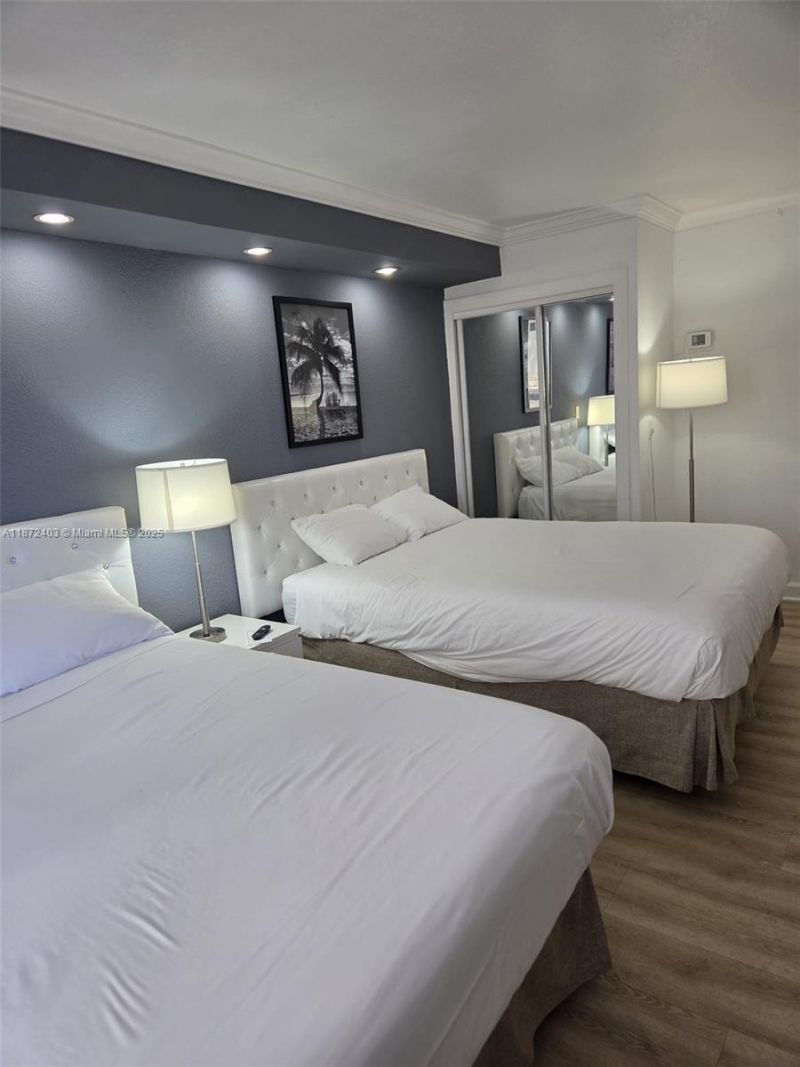 19201 Collins Ave, Unit 101, Sunny Isles Beach, FL 33160 Photo