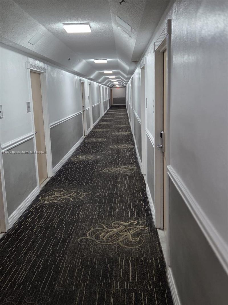 19201 Collins Ave, Unit 101, Sunny Isles Beach, FL 33160 Photo