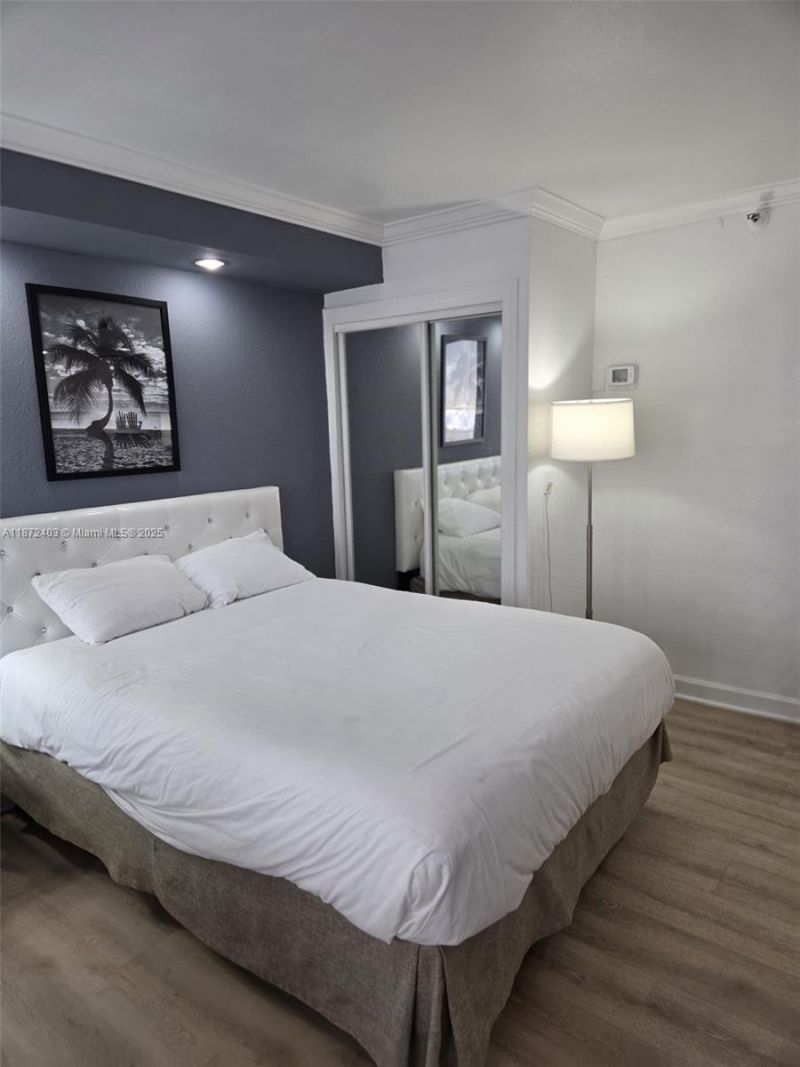 19201 Collins Ave, Unit 101, Sunny Isles Beach, FL 33160 Photo