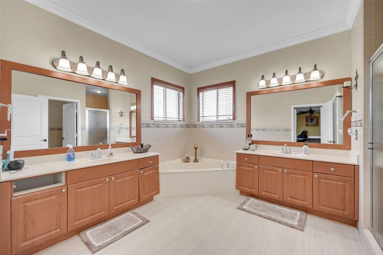 14402 SW 157th Path, Miami, FL 33196 Photo