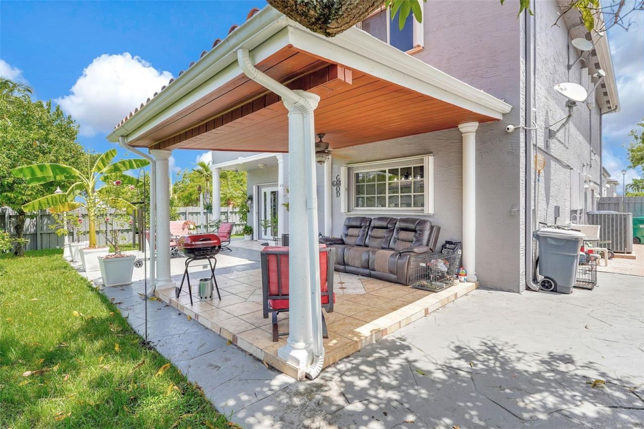 14402 SW 157th Path, Miami, FL 33196 Photo