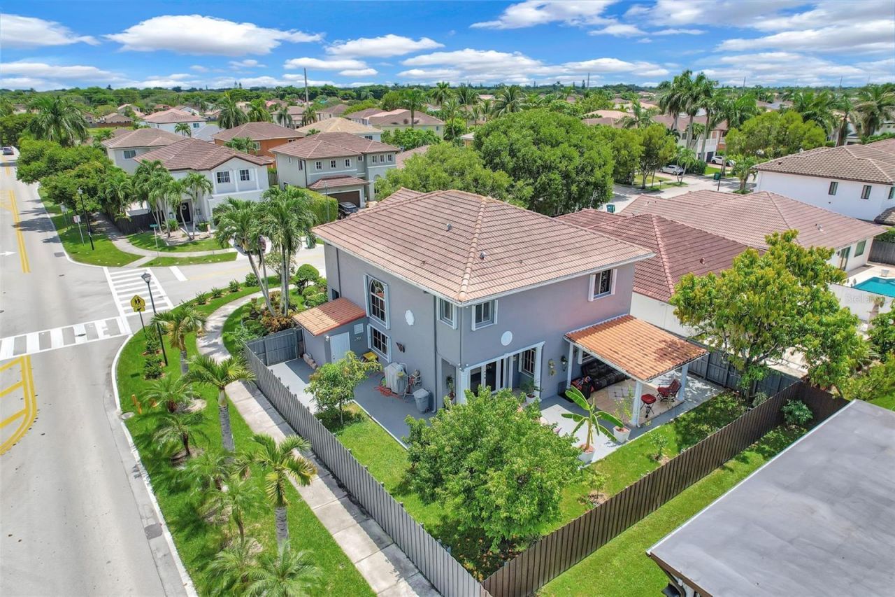 14402 SW 157th Path, Miami, FL 33196 Photo