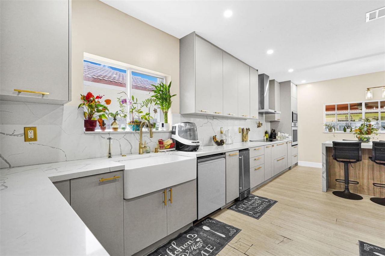 14402 SW 157th Path, Miami, FL 33196 Photo