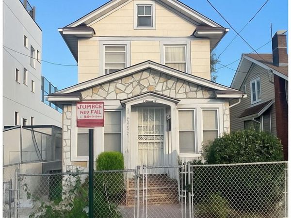 134-15 221 Street, Laurelton, NY 11413