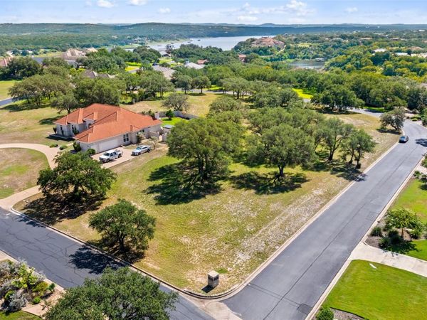 26309 Countryside DR, Spicewood, TX 78669
