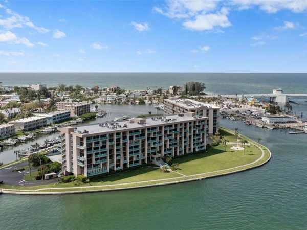 1 KEY CAPRI, Unit 611E, TREASURE ISLAND, FL 33706