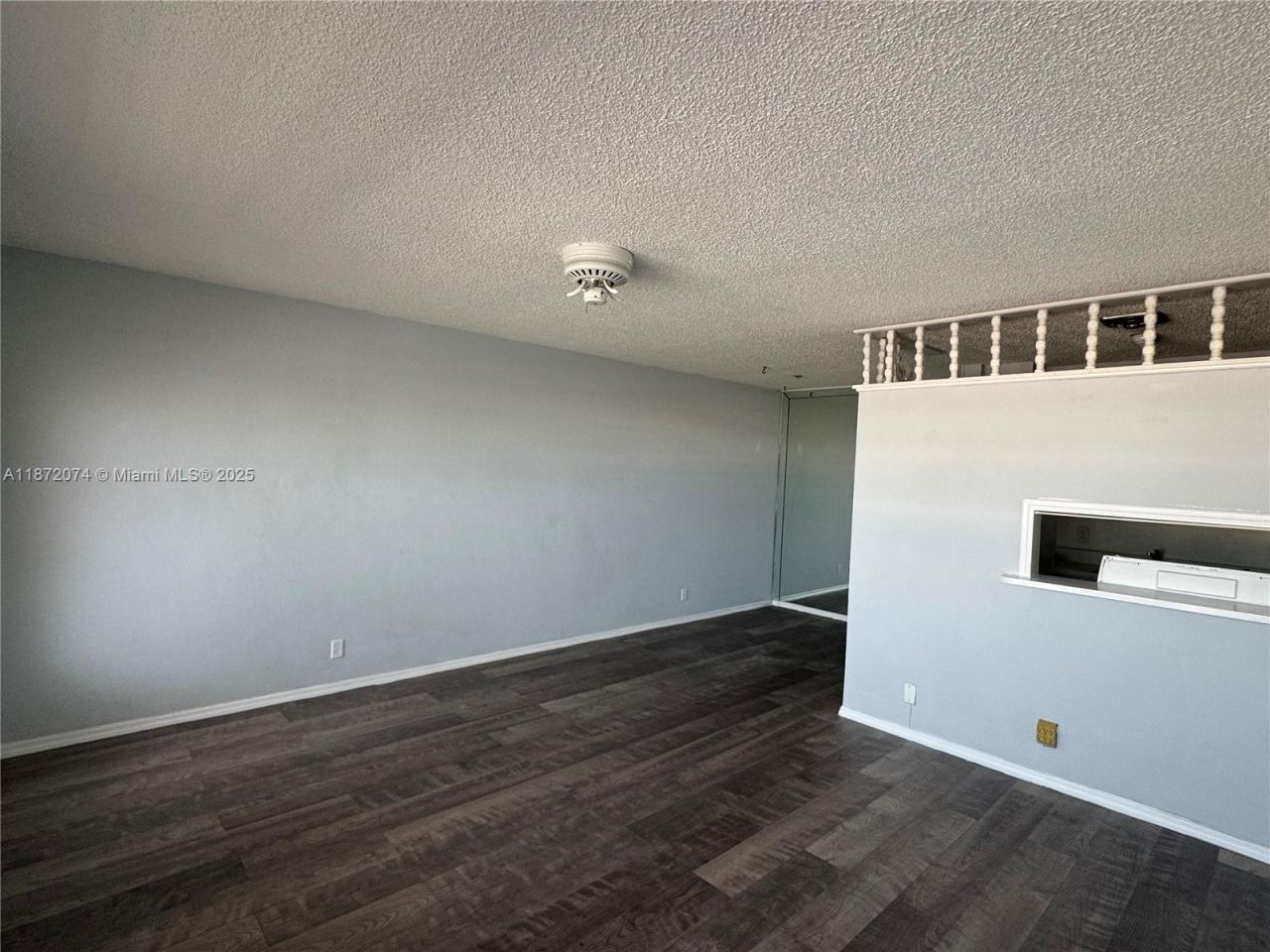 815 SW 10th Ter, Unit 15V, Hallandale Beach, FL 33009 Photo