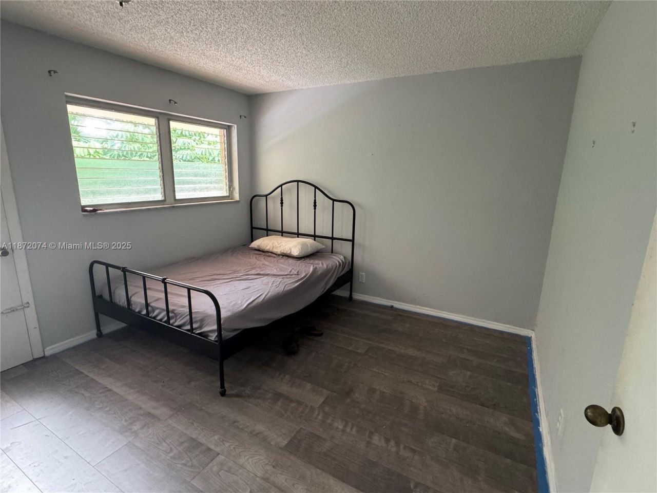 815 SW 10th Ter, Unit 15V, Hallandale Beach, FL 33009 Photo