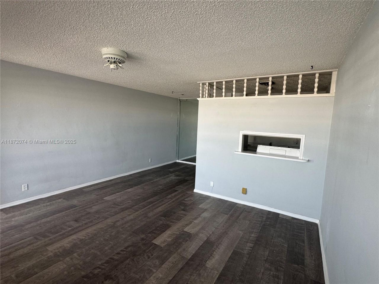 815 SW 10th Ter, Unit 15V, Hallandale Beach, FL 33009 Photo