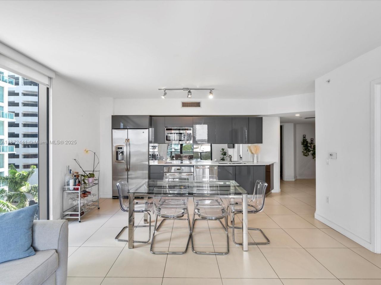 31 SE 6th St, Unit 802, Miami, FL 33131 Photo