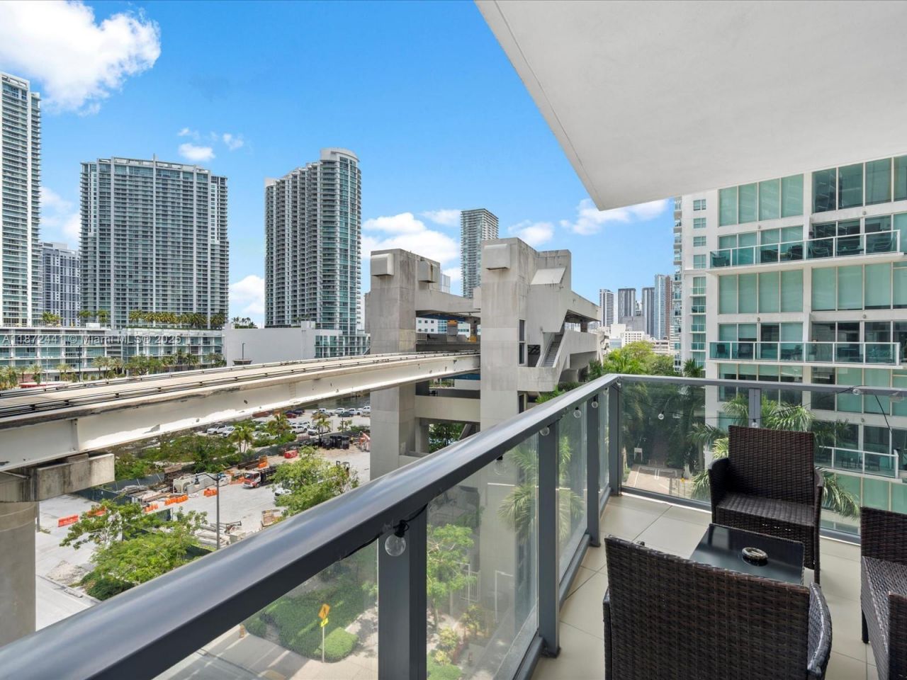31 SE 6th St, Unit 802, Miami, FL 33131 Photo