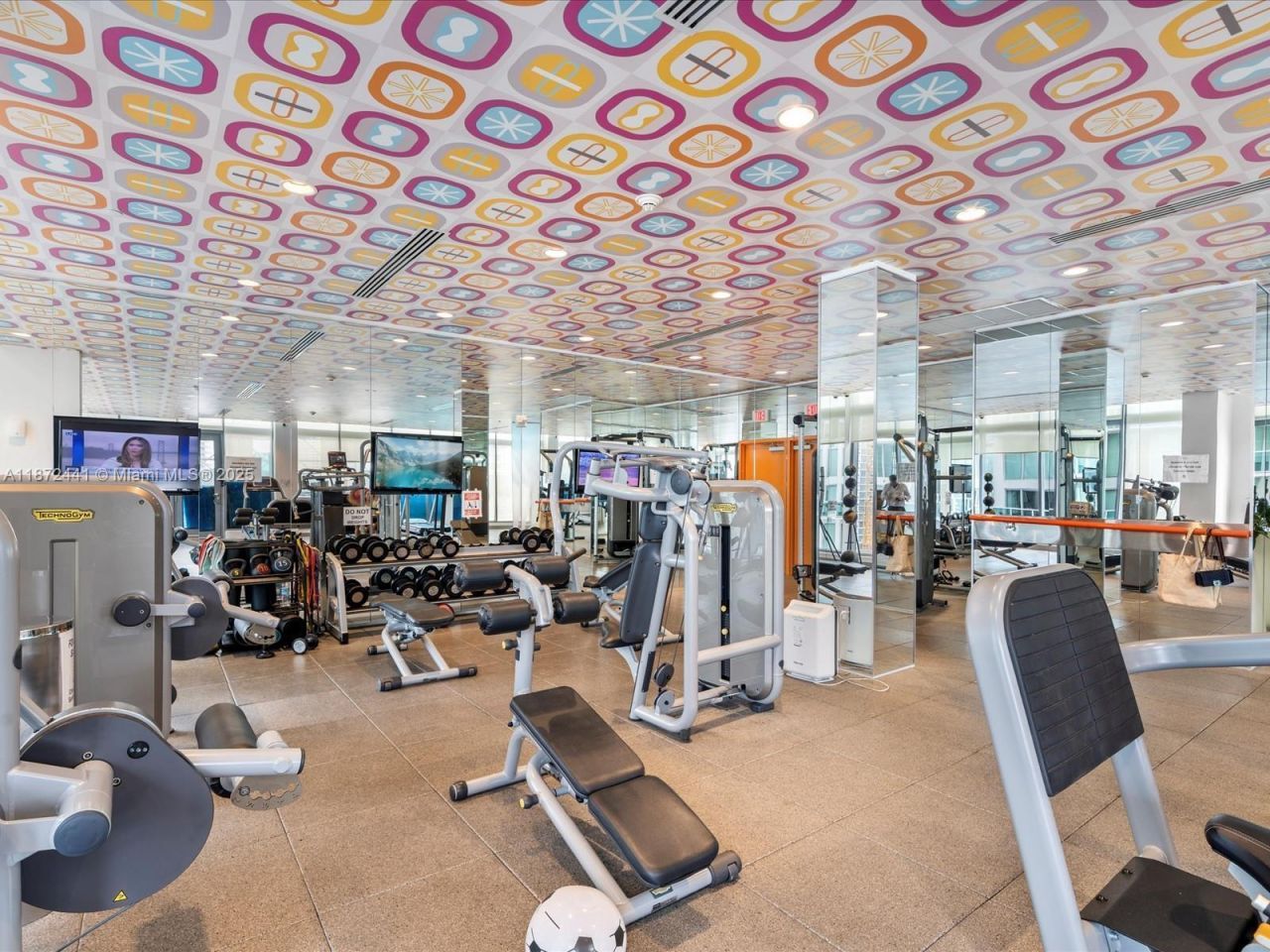 31 SE 6th St, Unit 802, Miami, FL 33131 Photo