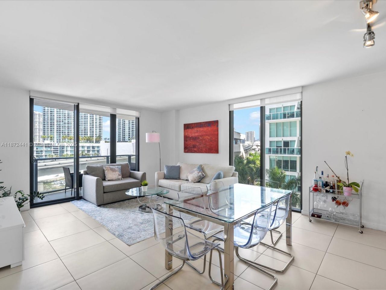 31 SE 6th St, Unit 802, Miami, FL 33131 Photo