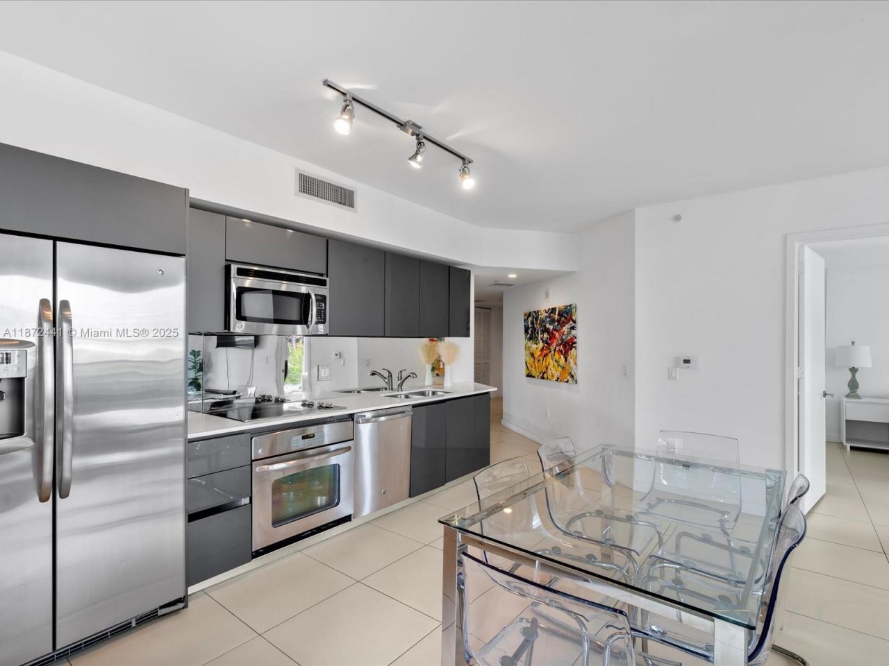 31 SE 6th St, Unit 802, Miami, FL 33131 Photo