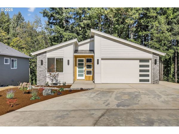 18905 CROOKED RIVER ST, Unit 46, Sandy, OR 97055