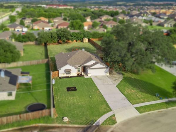 2518 Gail DR, Copperas Cove, TX 76522