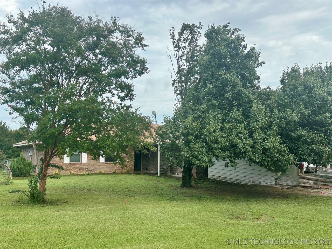 9120 S Horizon Lane, Coleman, OK 73432 Main Photo