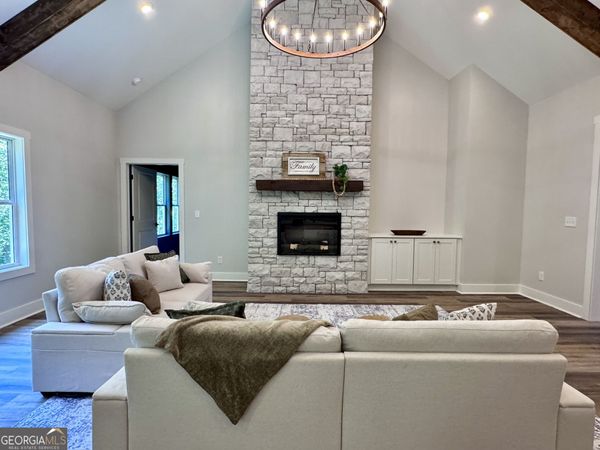 327 Crest Pointe S, Bremen, GA 30110