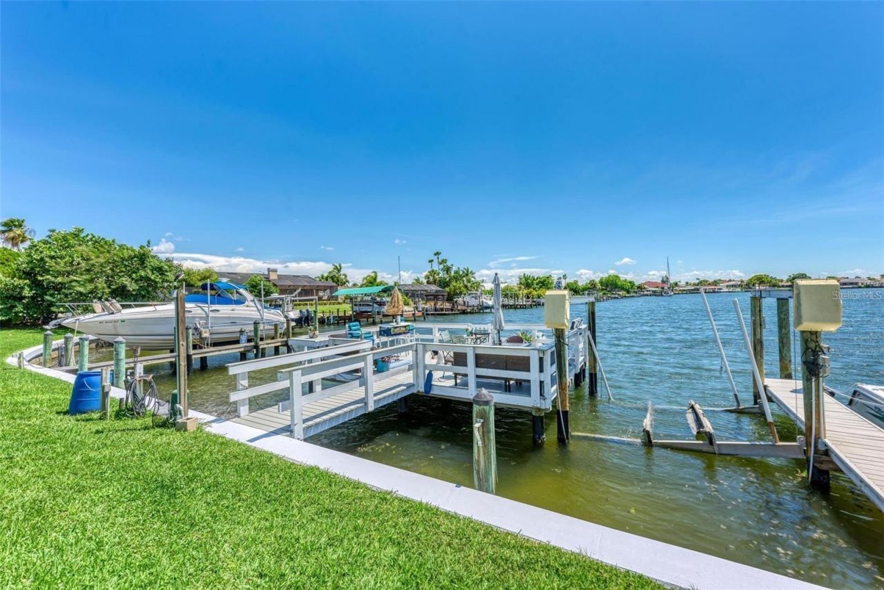 1008 Apollo Beach Boulevard, Unit 210, Apollo Beach, FL 33572 Photo