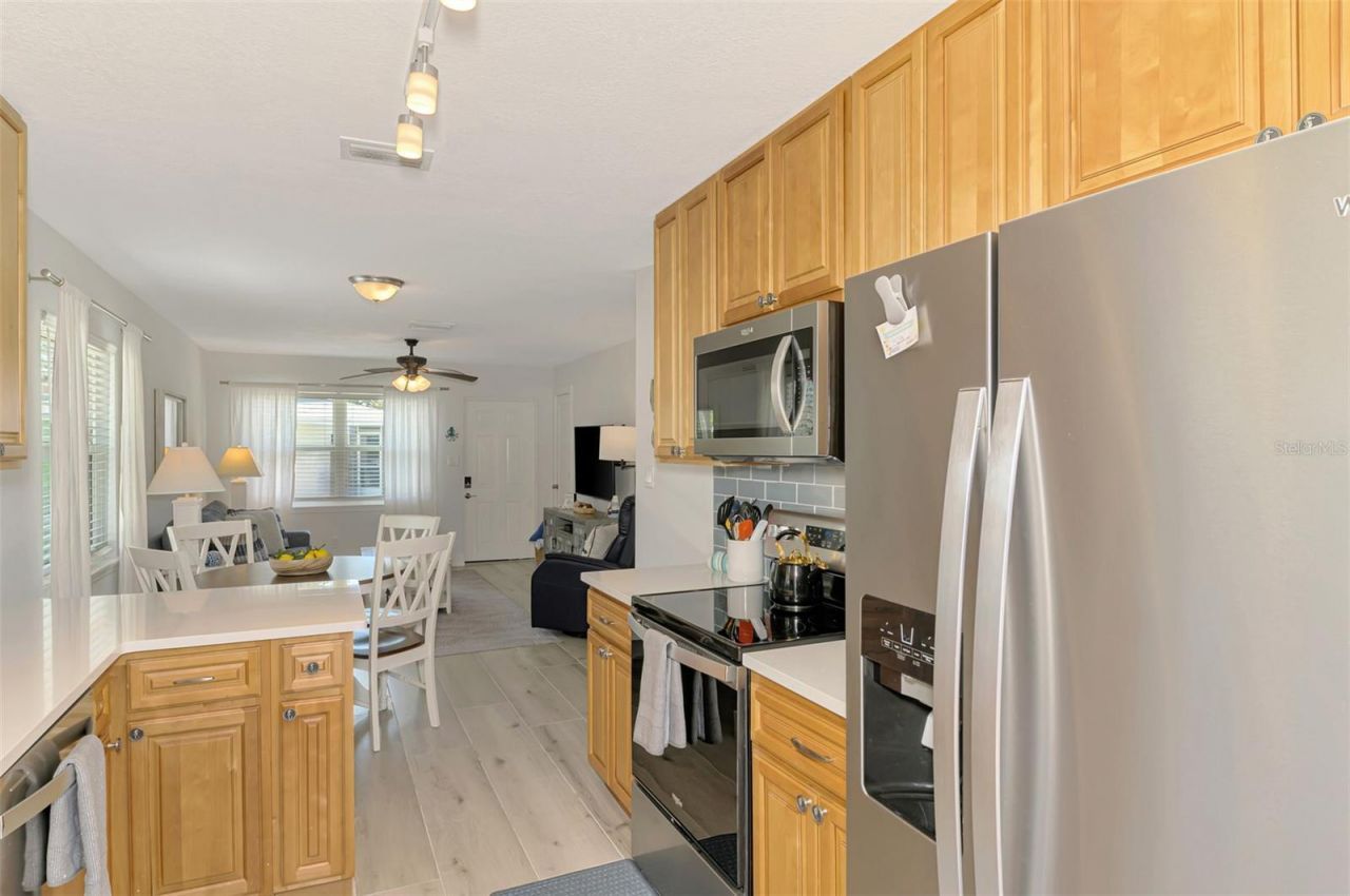 1137 N Moonmist Court, Unit L-7, Sarasota, FL 34242 Photo