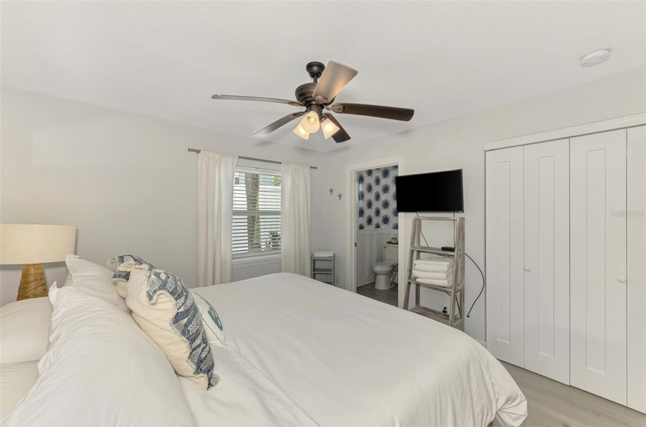 1137 N Moonmist Court, Unit L-7, Sarasota, FL 34242 Photo