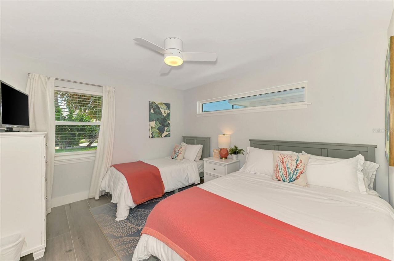 1137 N Moonmist Court, Unit L-7, Sarasota, FL 34242 Photo