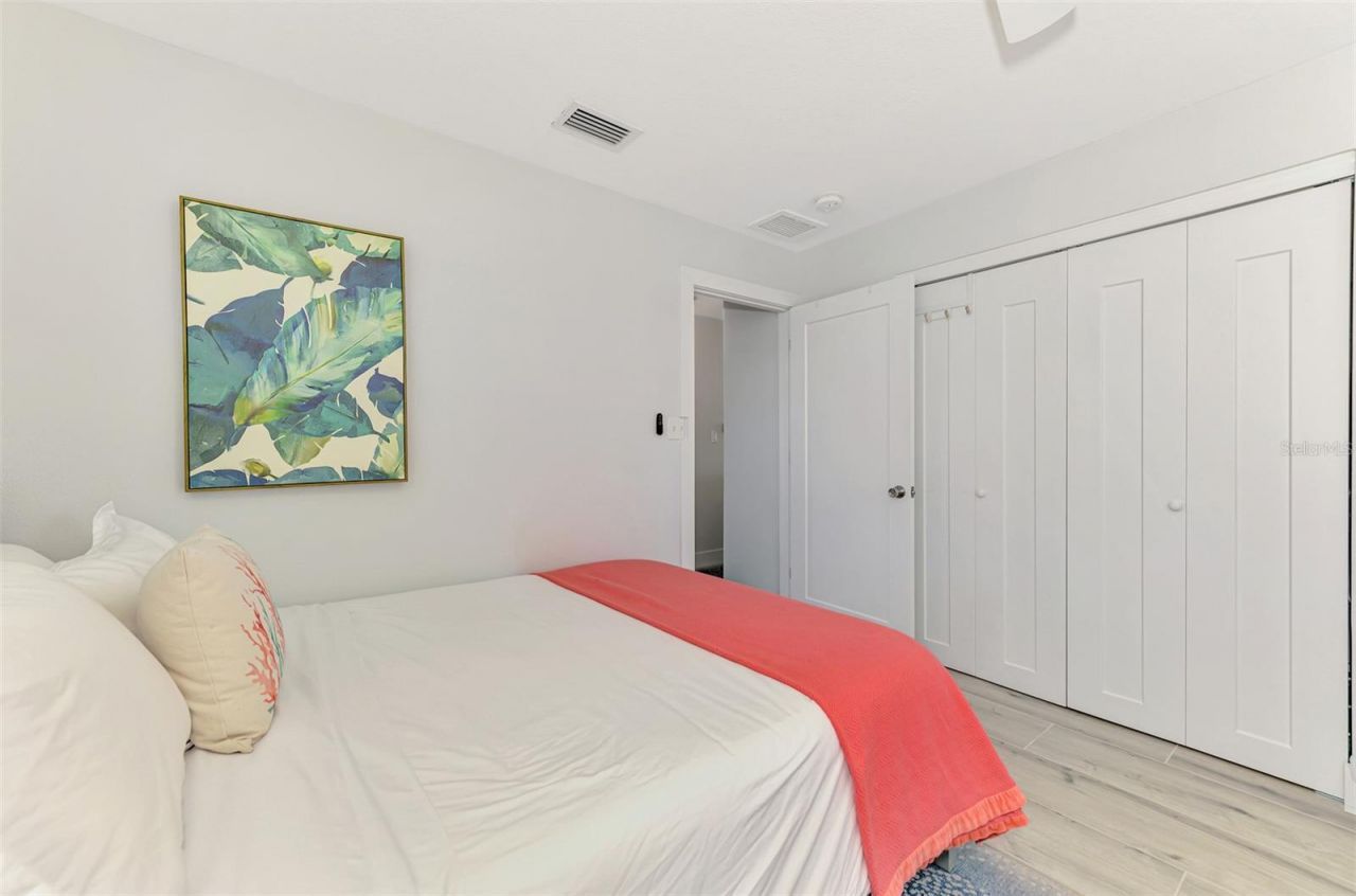 1137 N Moonmist Court, Unit L-7, Sarasota, FL 34242 Photo