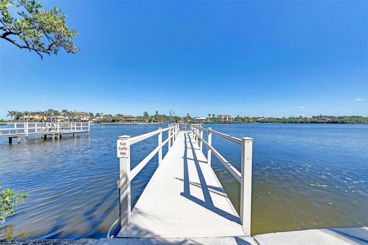 1137 N Moonmist Court, Unit L-7, Sarasota, FL 34242 Photo