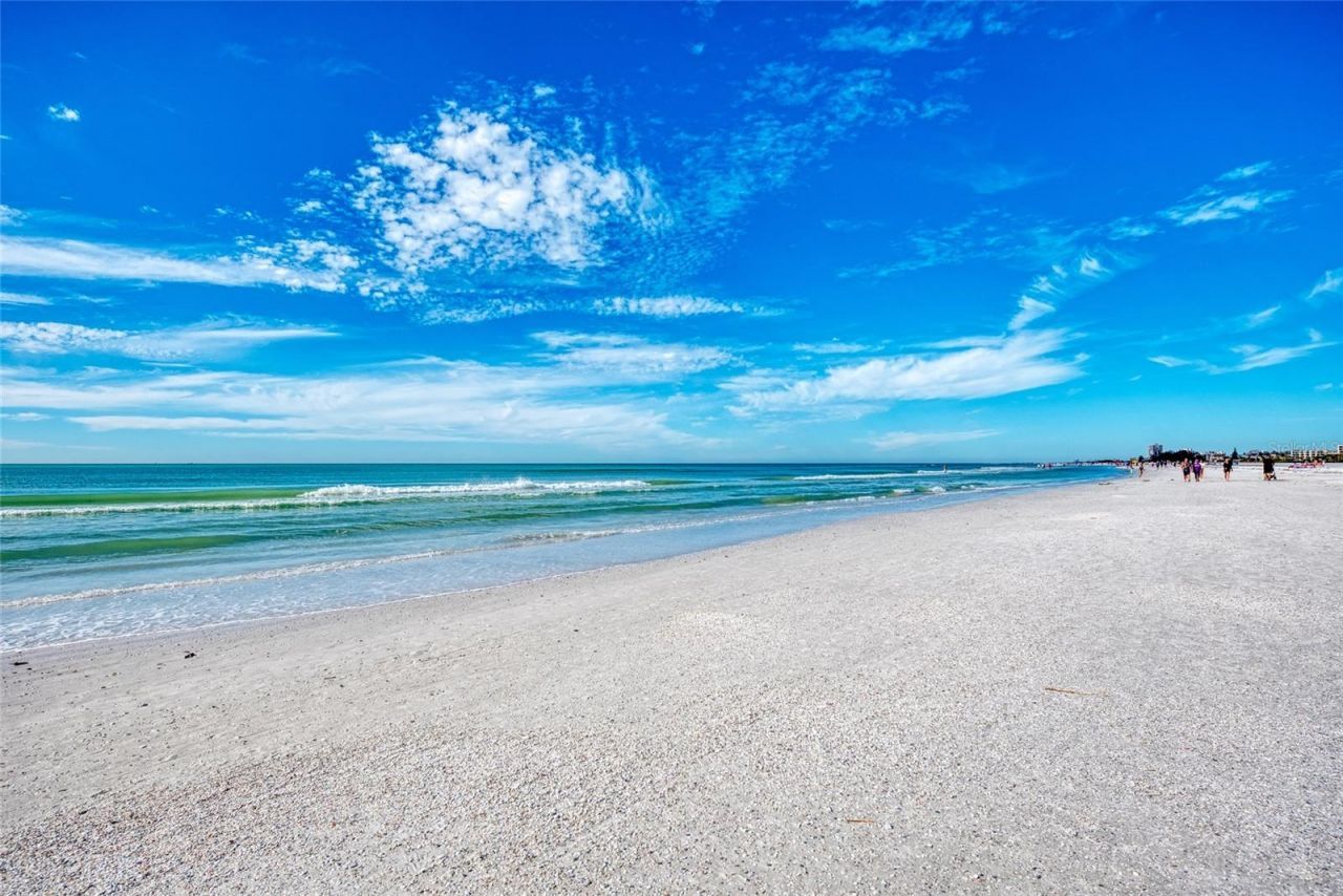 1137 N Moonmist Court, Unit L-7, Sarasota, FL 34242 Photo