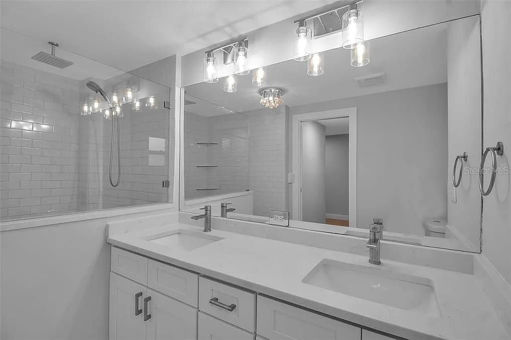 7 Georgia Avenue, Crystal Beach, FL 34681 Photo