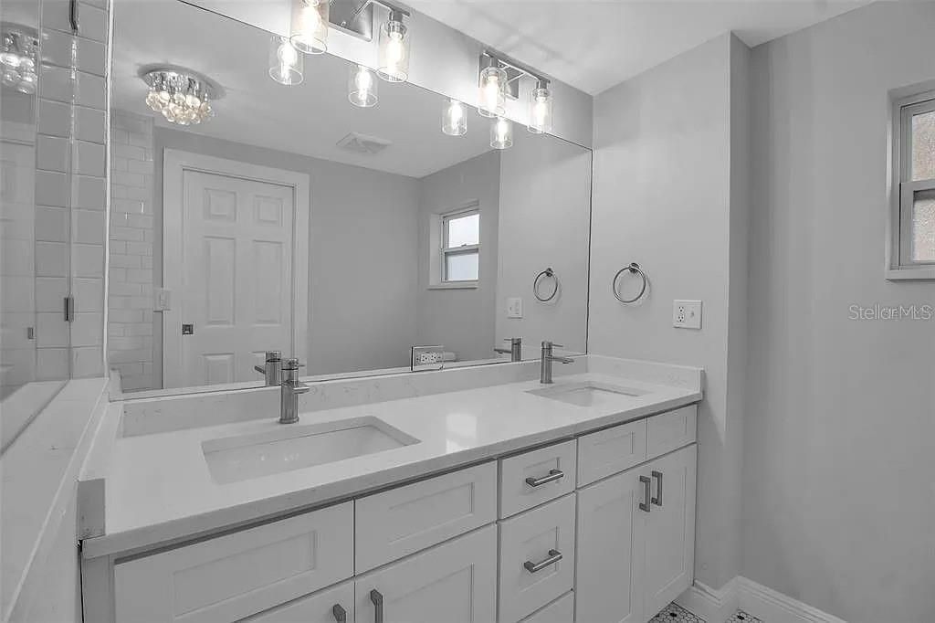 7 Georgia Avenue, Crystal Beach, FL 34681 Photo