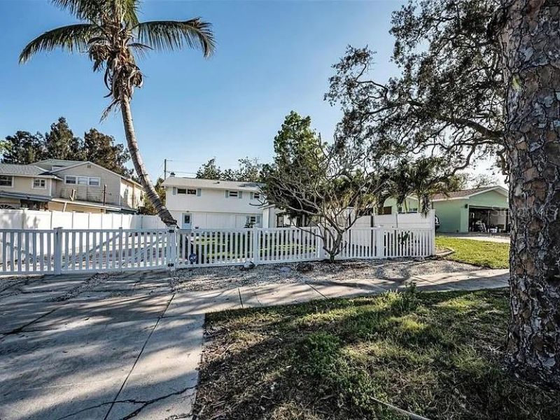 7 Georgia Avenue, Crystal Beach, FL 34681 Photo