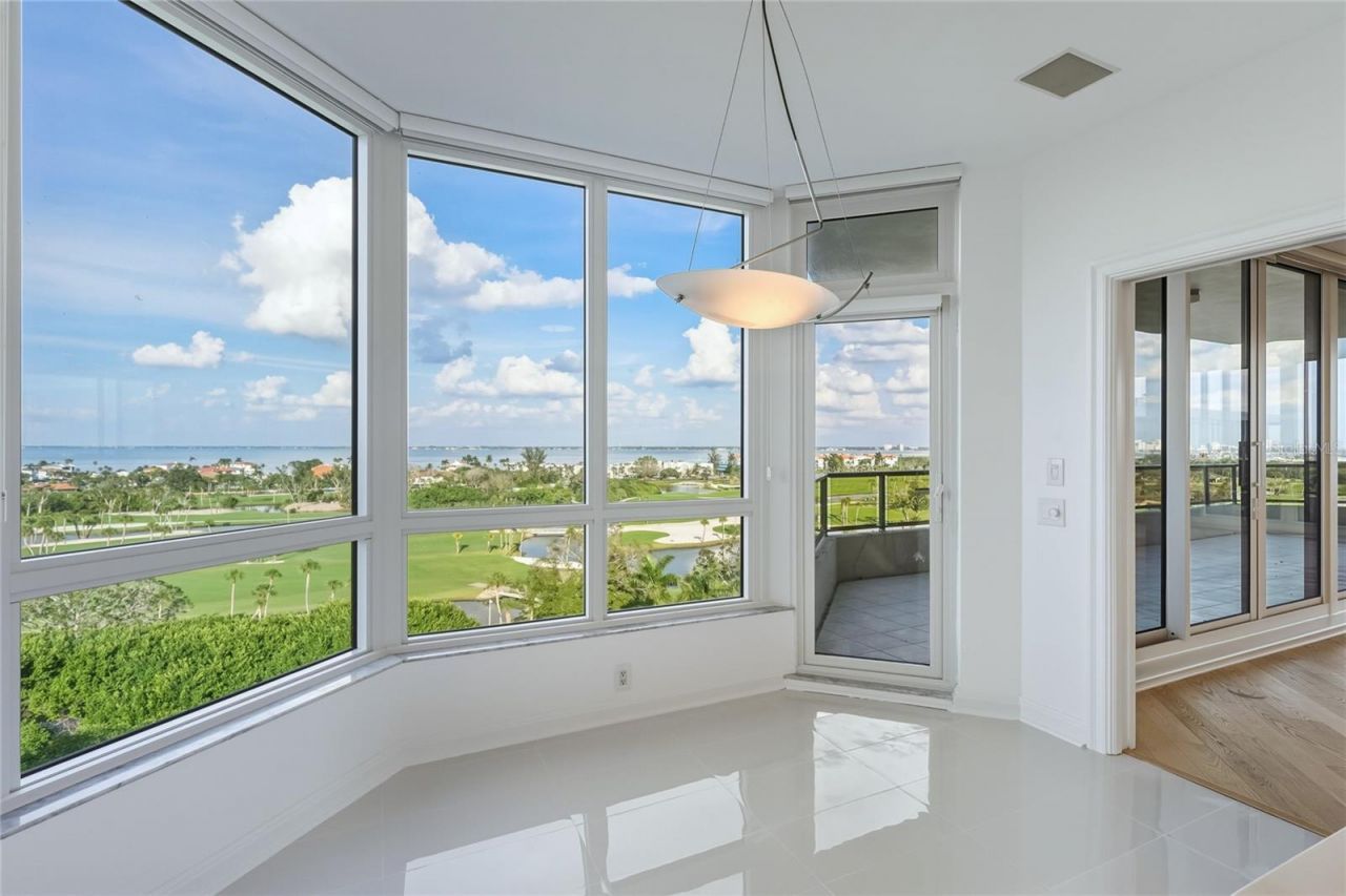 545 Sanctuary Drive, Unit B806, Longboat Key, FL 34228 Photo