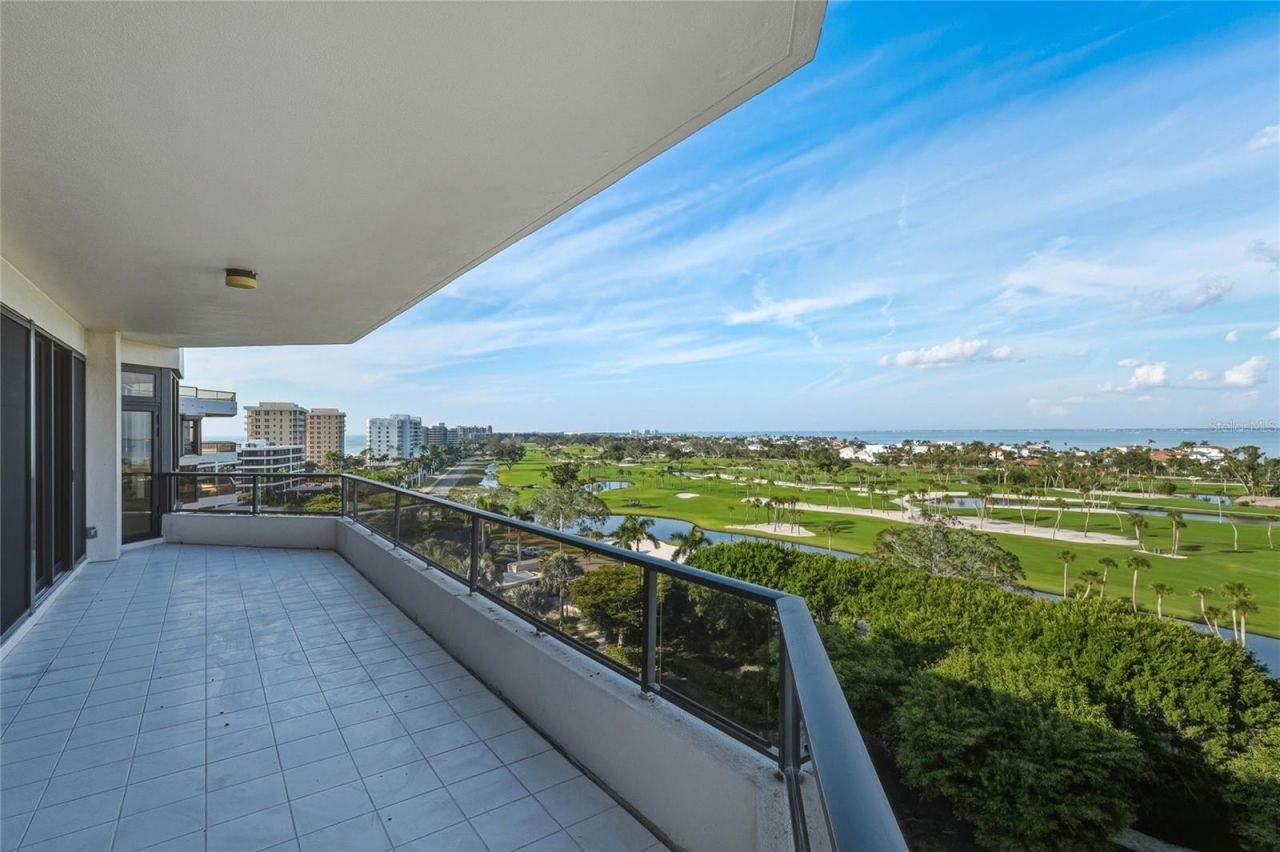 545 Sanctuary Drive, Unit B806, Longboat Key, FL 34228 Photo